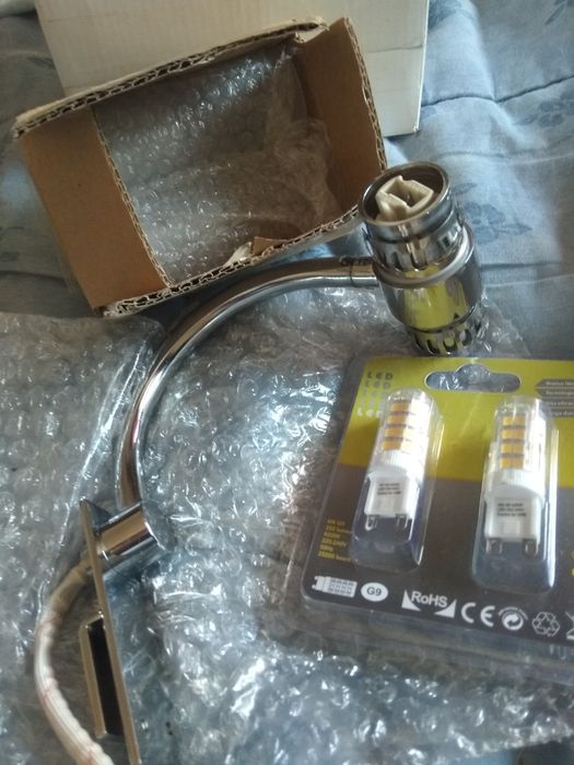 Vendo candeeiro de parede ou wc