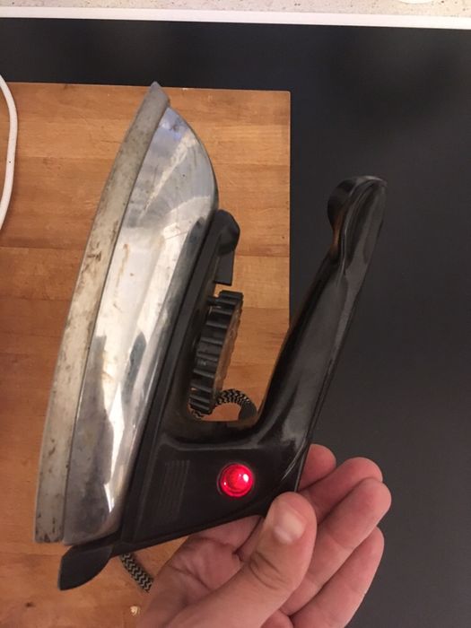 Żelazko PRL Predom c28