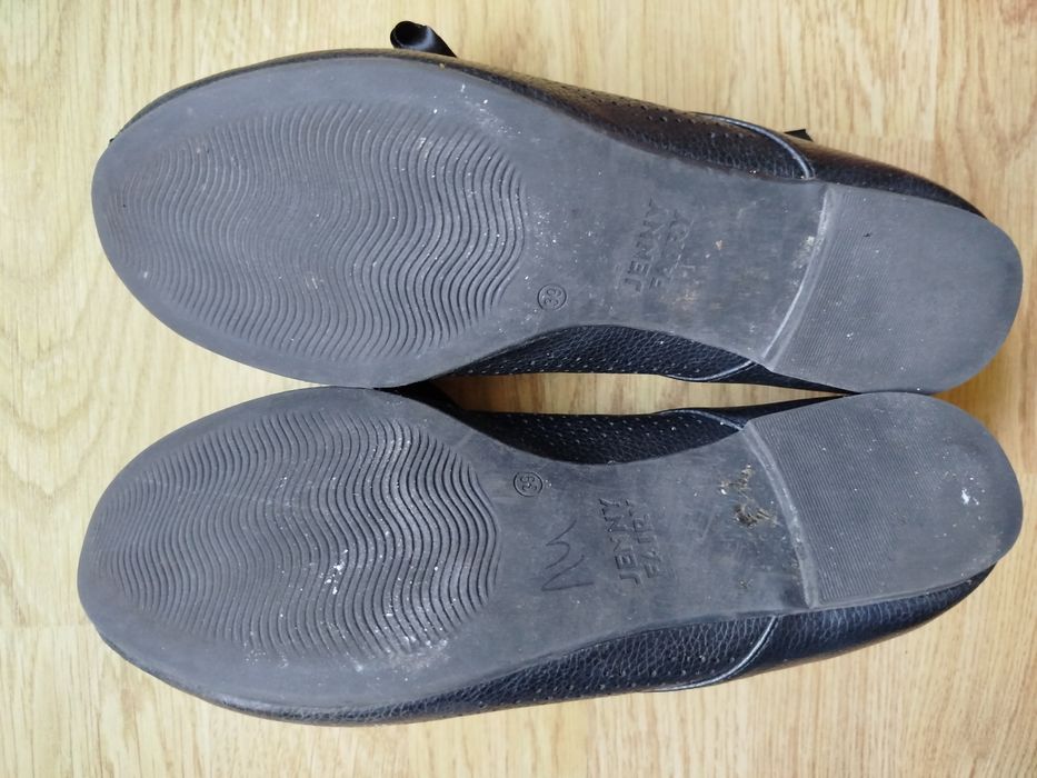 Jenny Fakty lekkie półbuty sznurowane rozm. 39