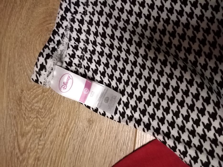 Ubrania dla dziewczynki C&A roz. 122