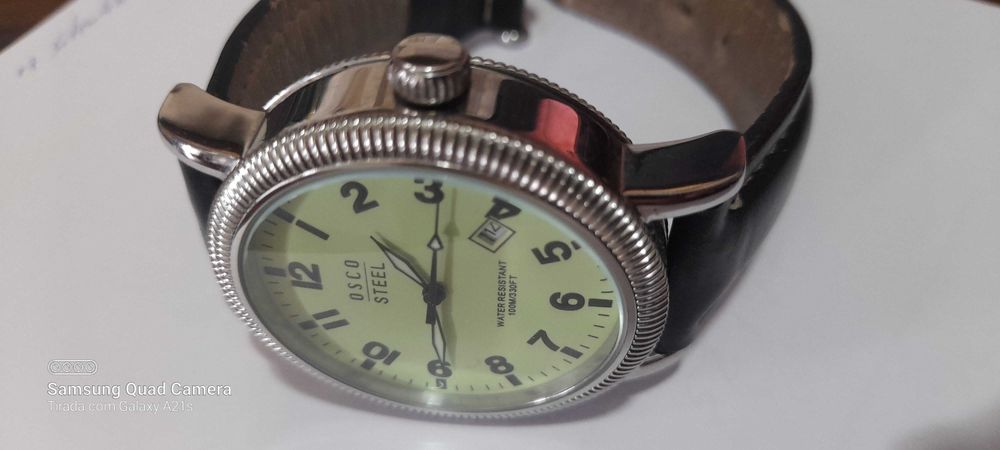 Relogio bonito luminoso