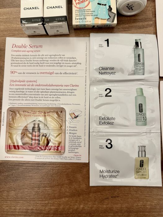 Cudowny komplet mini kosmetykow Chanel, Clarins, Clinique, Benefit