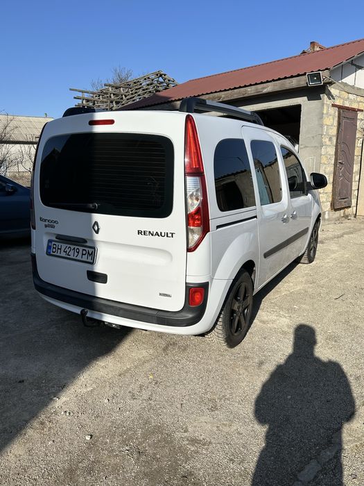 Продам Рено Кангу