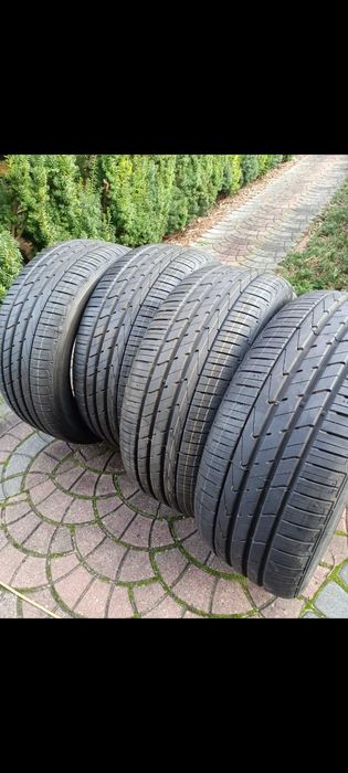 235/50/19 99V 4 szt SUV lato 23rok