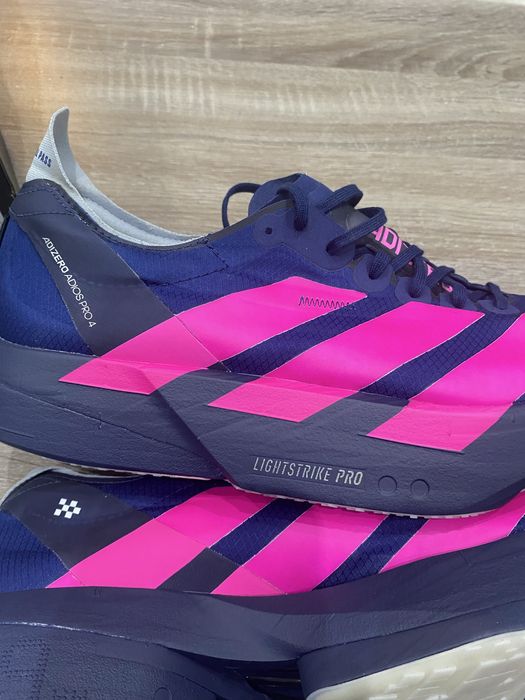 Sapatilhas adizero novas