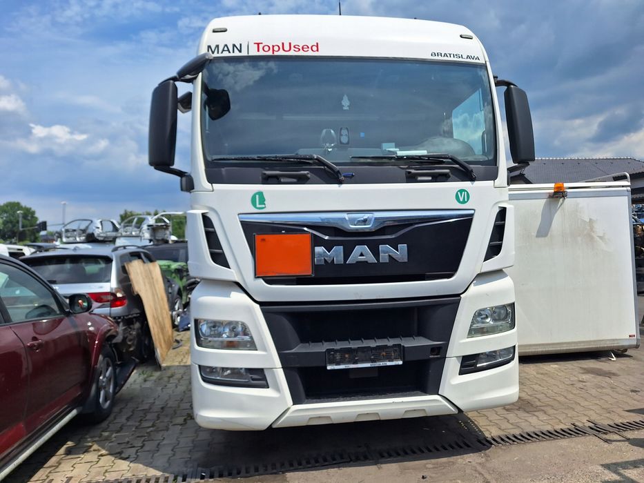 man tgx i euro 6 lift 16r czołówka zderzak przód lampa halogen narożnik kpl