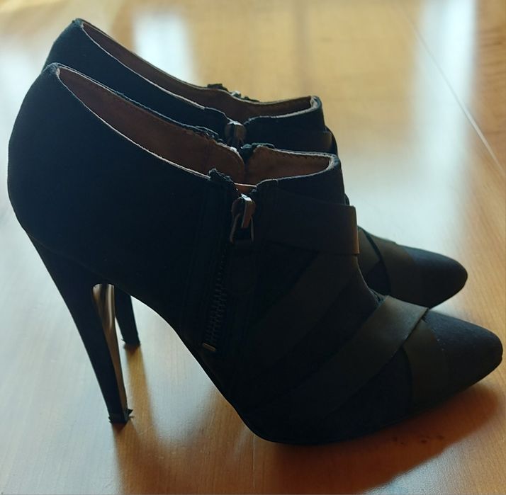 Botins tacão alto