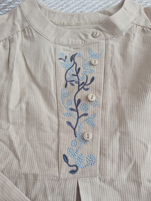 Сорочка з вишивкою