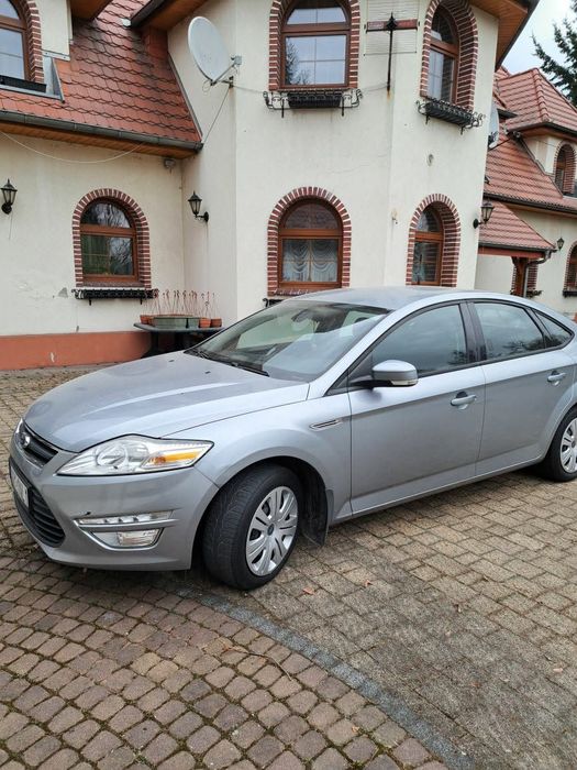 Ford Mondeo Pierwszy właściciel, kupiony w salonie, mało eksploatowany Ford Mondeo