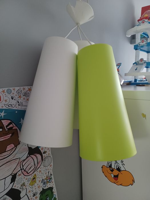Lampa sufitowa z regulacją wysokości
