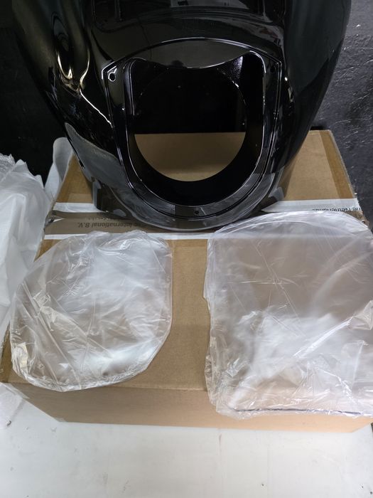 Bolha fairing nova na caixa