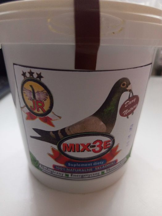 MIX 3E - Naturalny uzupełniający preparat w proszku dla gołębi  lotnych - 800 g