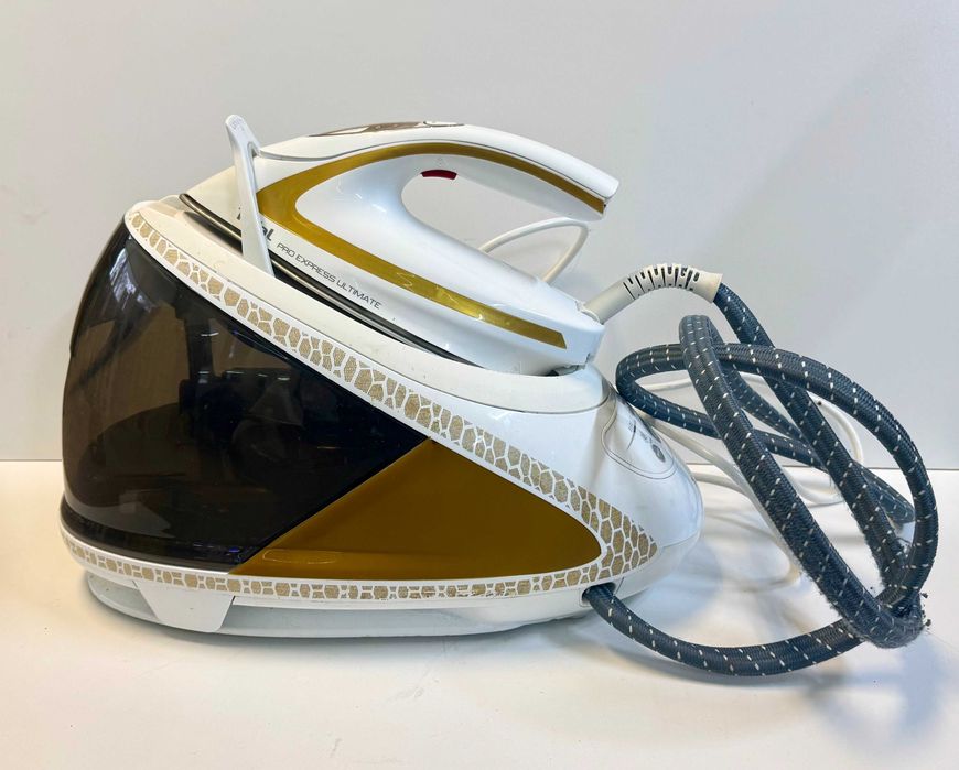 Żelazko/Generator pary TEFAL PRO EXPRESS ULTIMATE 2600W/230V /Raków