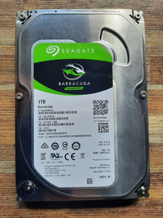 Dysk twardy f-my SEAGATE 3,5"  1TB SATA