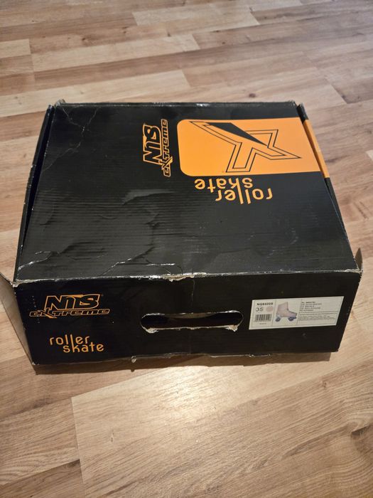 Wrotki Nils Extreme 35