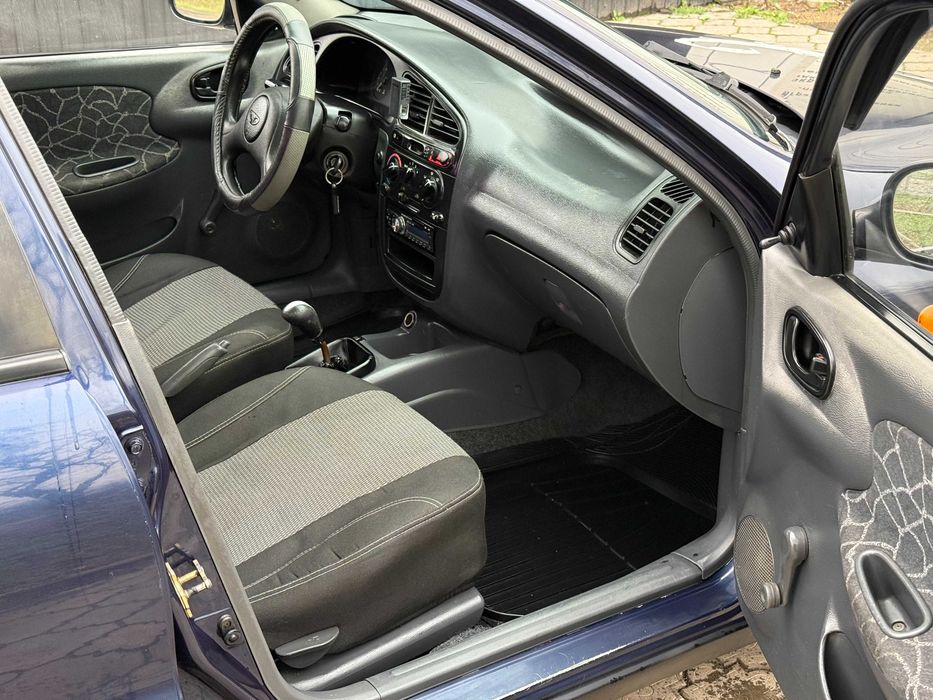 Продам DAEWOO ЗАЗ- LANOS 2003р 1.3 газ-бенз 4-пок