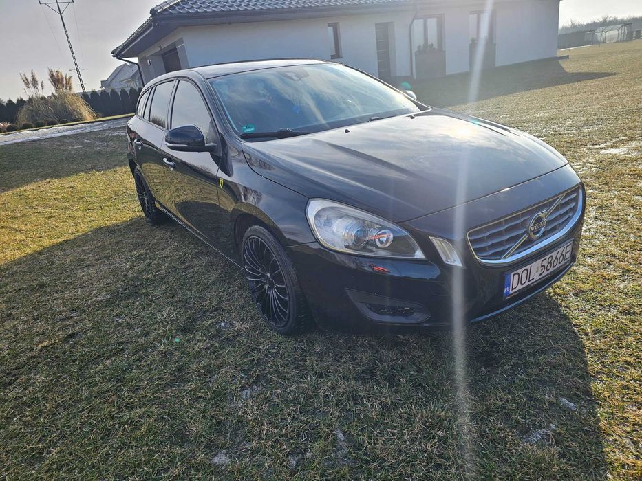 Volvo v60 2.0diesel 190km