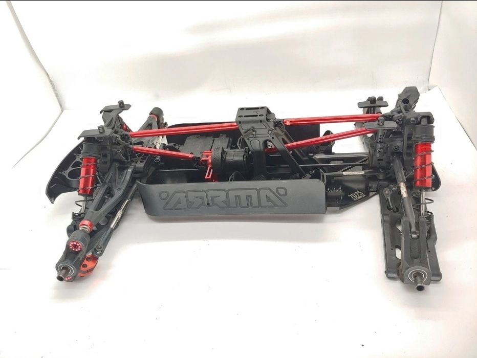 ARRMA KRATON 8S Roller майже зібраний RC - запчастини обмін на Traxxas  Losi