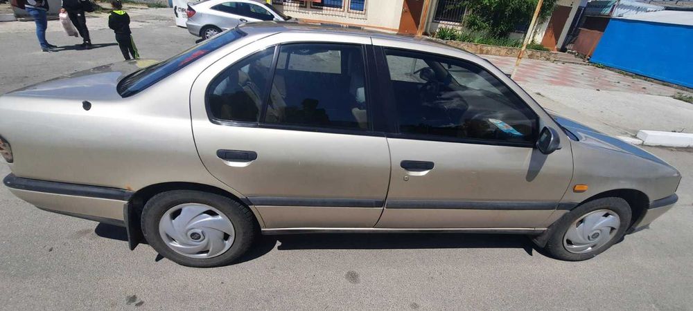 Nissan Primera 1991  2.0i