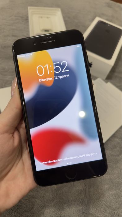 Продам iPhone  7 Plus на 128 гб