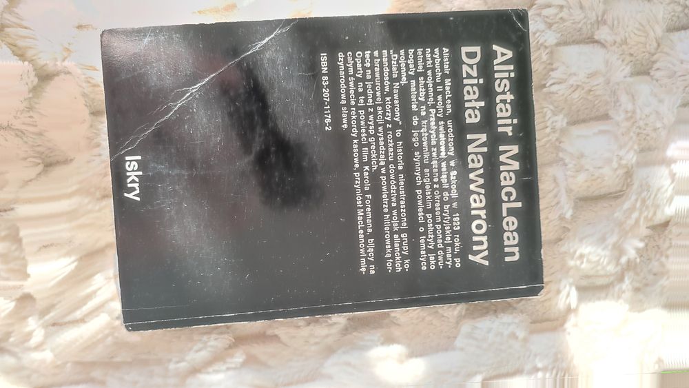 Działa Nawarony. Książka