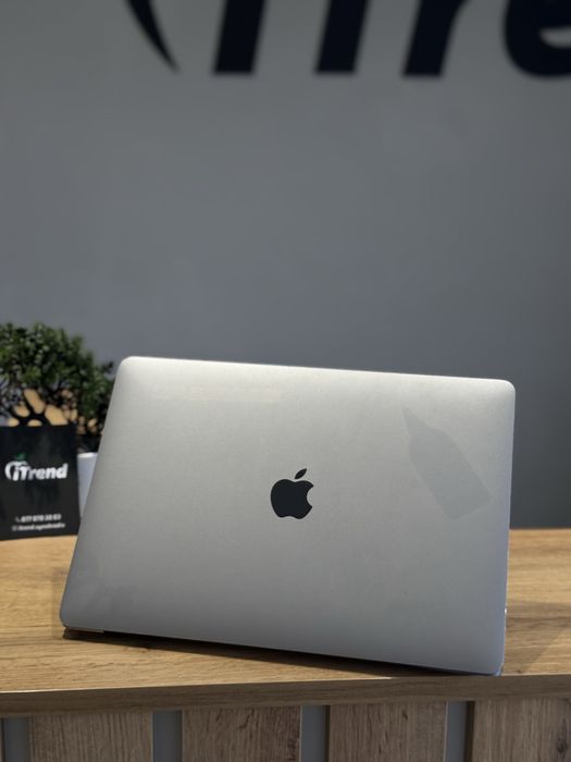 MacBook Pro 13 M1 16/256Gb