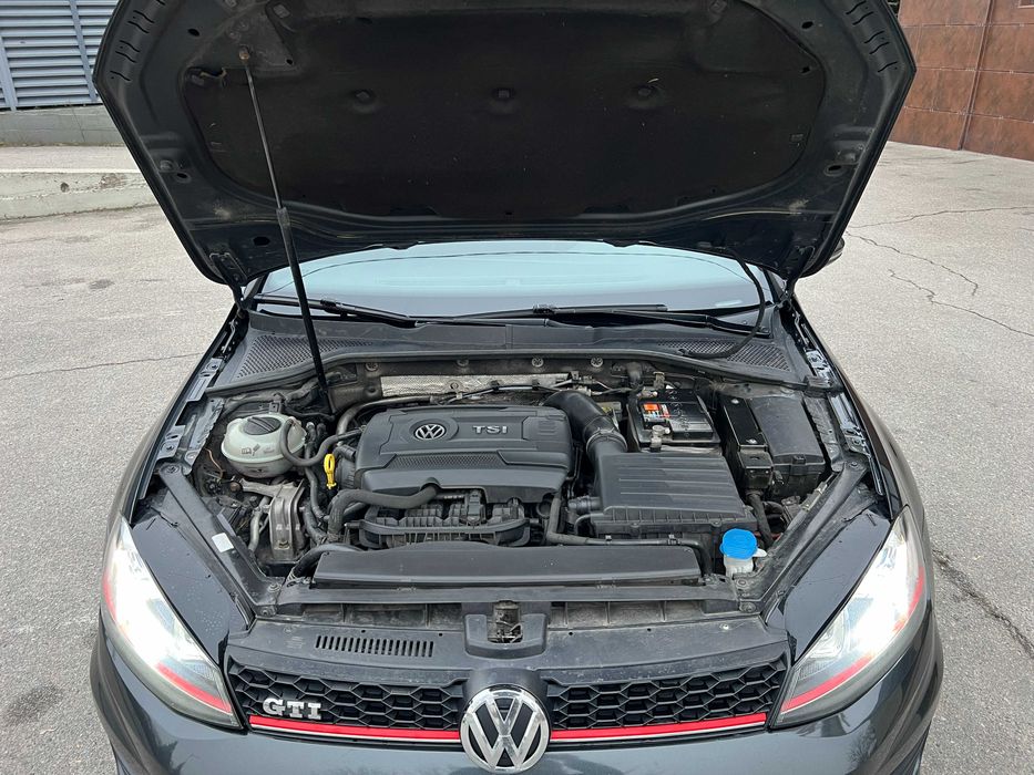 Volkswagen Golf 7 GTI