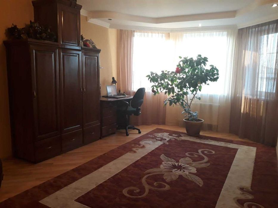 Будинок 260 м, с. Гора, 10 км Київ   ВЛАСНИК