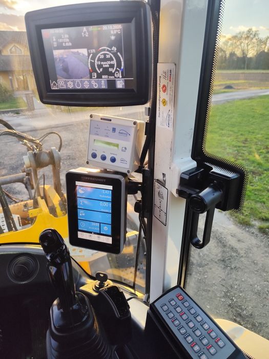 Ładowarka kołowa Liebherr L538 P Kamera Waga Szybkozłącze Stan idealny