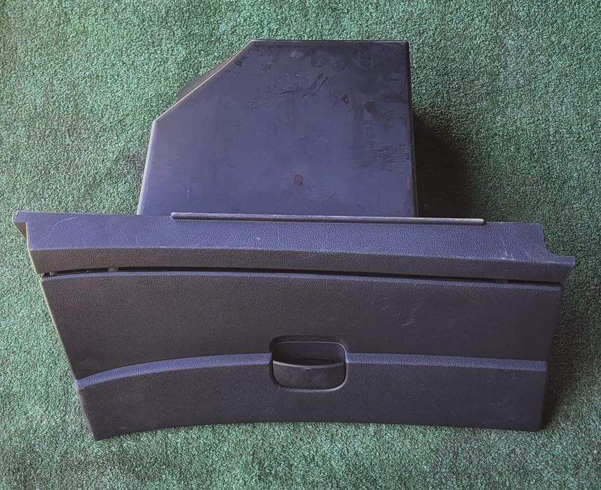Porta luvas Nissan Qashqai J10
