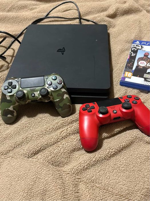 PS 4slim 512  в гарному стані З іграми і 2 джойстики
