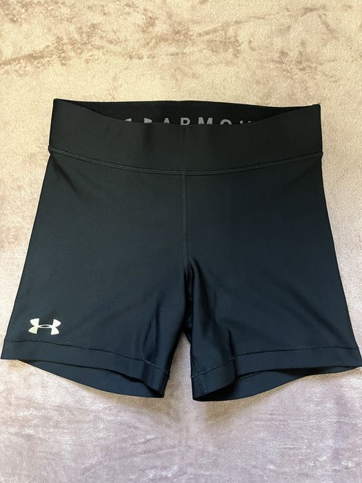 Жіночі шорти under armour