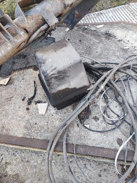 Sprzedam windę do samochodu dostawczego