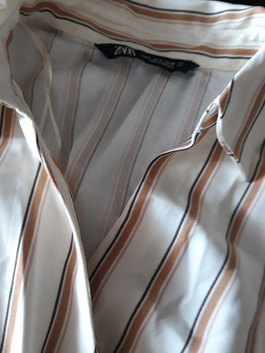 Sukienka midi zara