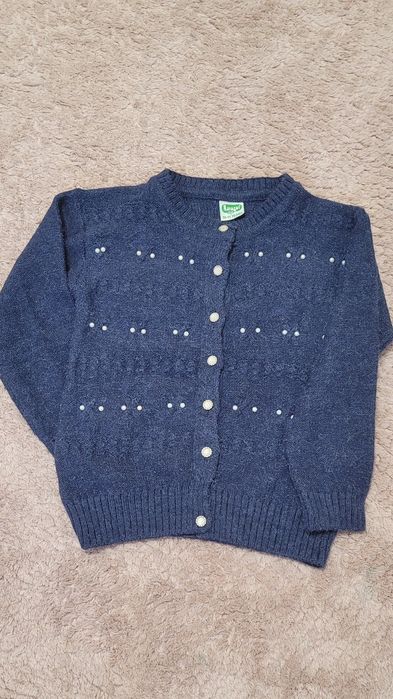 Продам кофту на девочку