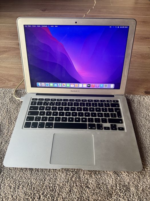 Apple MacBook Air 13” (A1466)