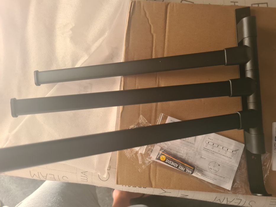 Toalheiro novo preto