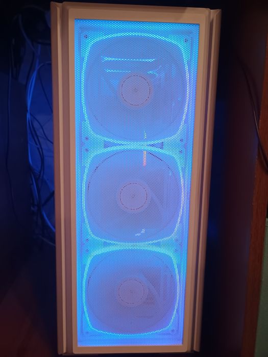 Ігровий ARGB ПК (RTX 5070Ti), Ryzen 7 7700+, 48 Gb DDR5 6400 cl32