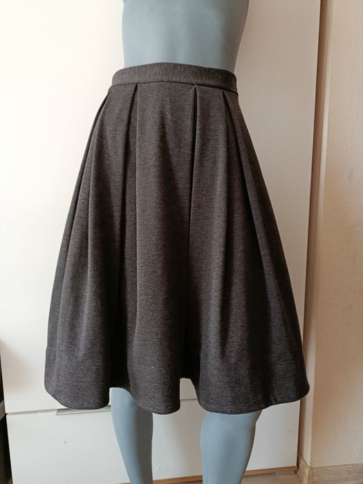 Spódnica rozkloszowana czarno-szara Karina Scimento Made in Italy r. S