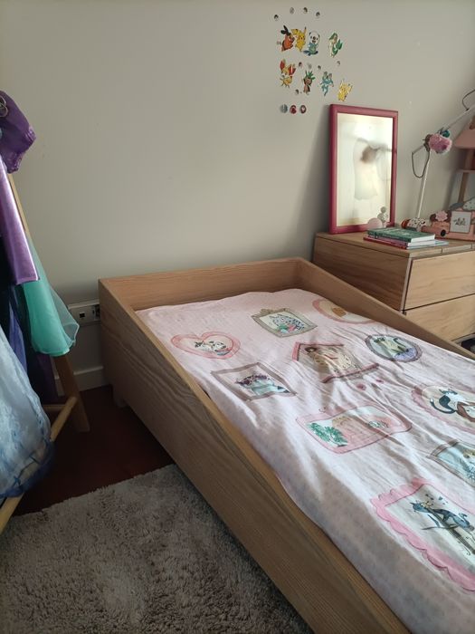 Cama criança design com colchao