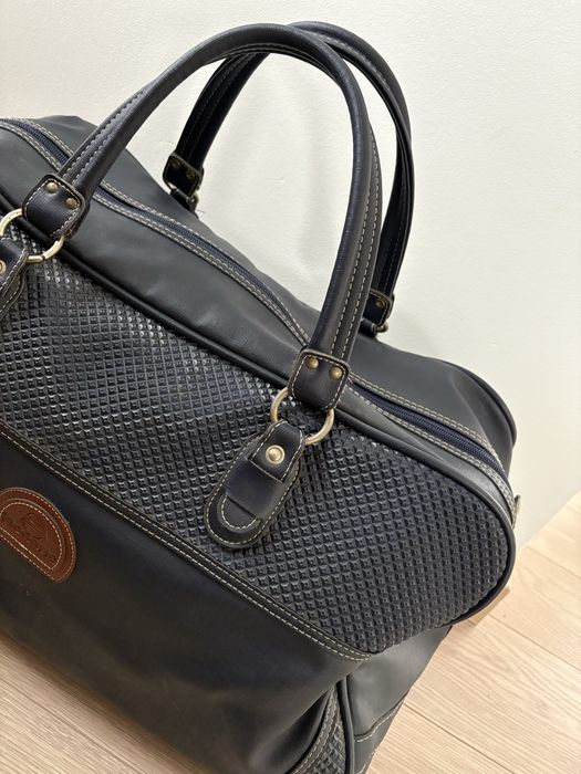 Mala de viagem em pele