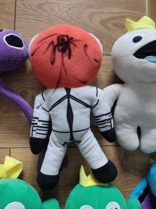 Maskotki Rainbow Friends