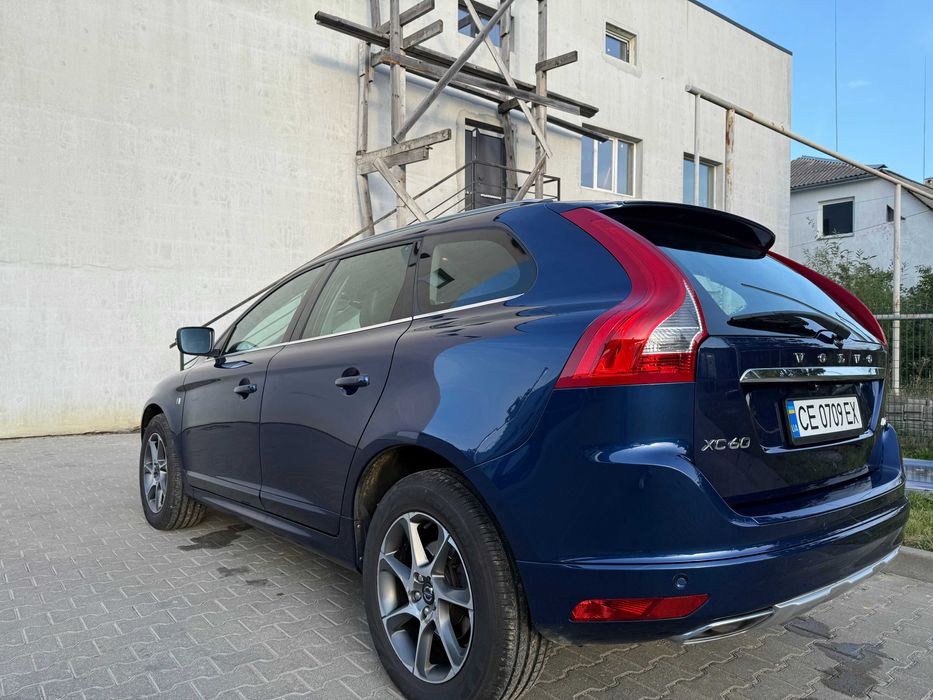 volvo xc60  2015 р   2.0  дизель