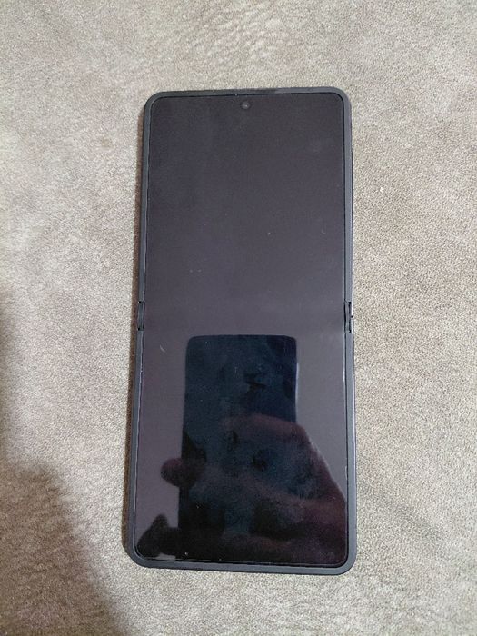 Samsung Galaxy z flip7 tem 3 semanas