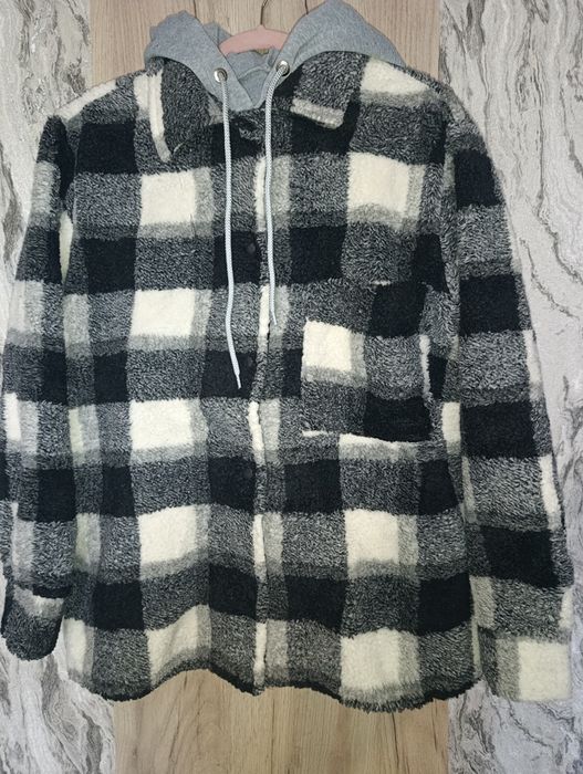 Рубашка на кнопках + вшита кофта з капюшоном