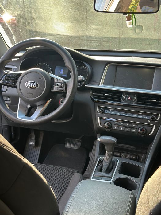 Kia Optima 2020(не фарбована), бензин