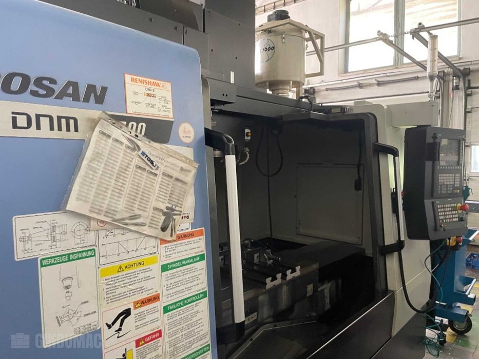 Centrum obróbcze CNC DOOSAN DNM 5700 sterowanie SIEMENS, stan bardzo dobry (2018)