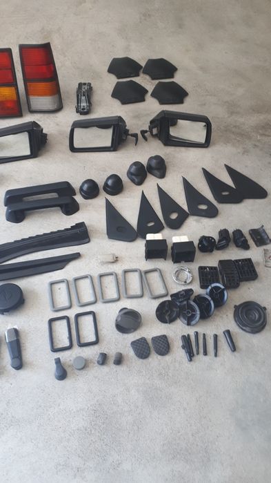 Diverso material, peças e acessórios originais Opel Corsa-A Mk1 e Mk2
