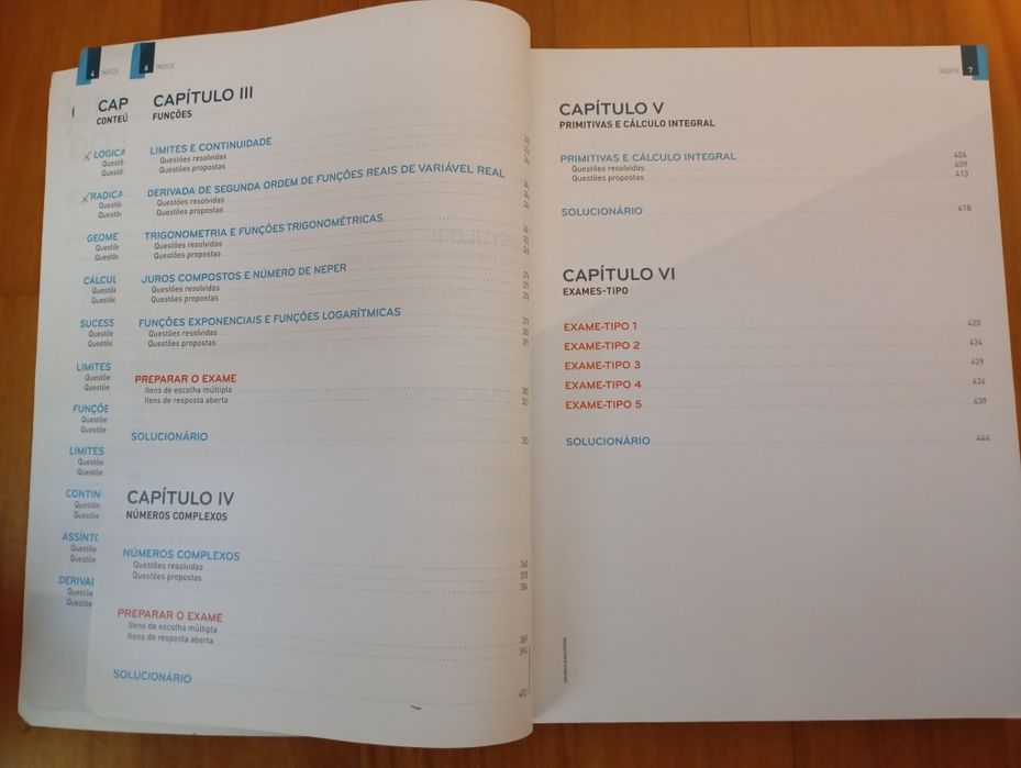 Livro escolar de matemática
