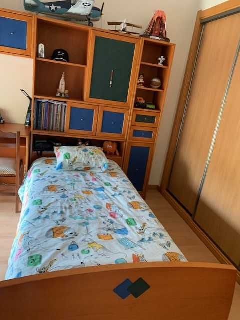 Mobília de quarto para criança ou adolescente